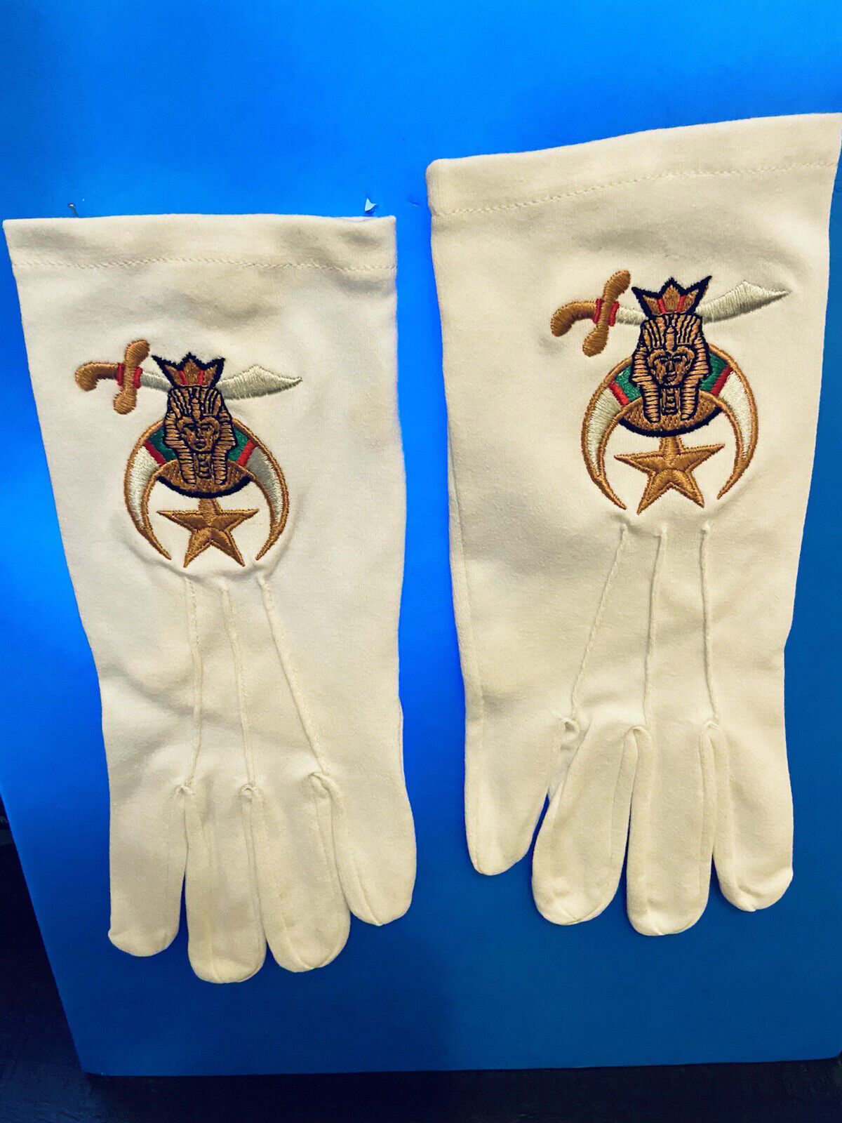 2 pairs Shriners EMBROIDERED Noble Gloves AEAONMS  Sizes MED - XL