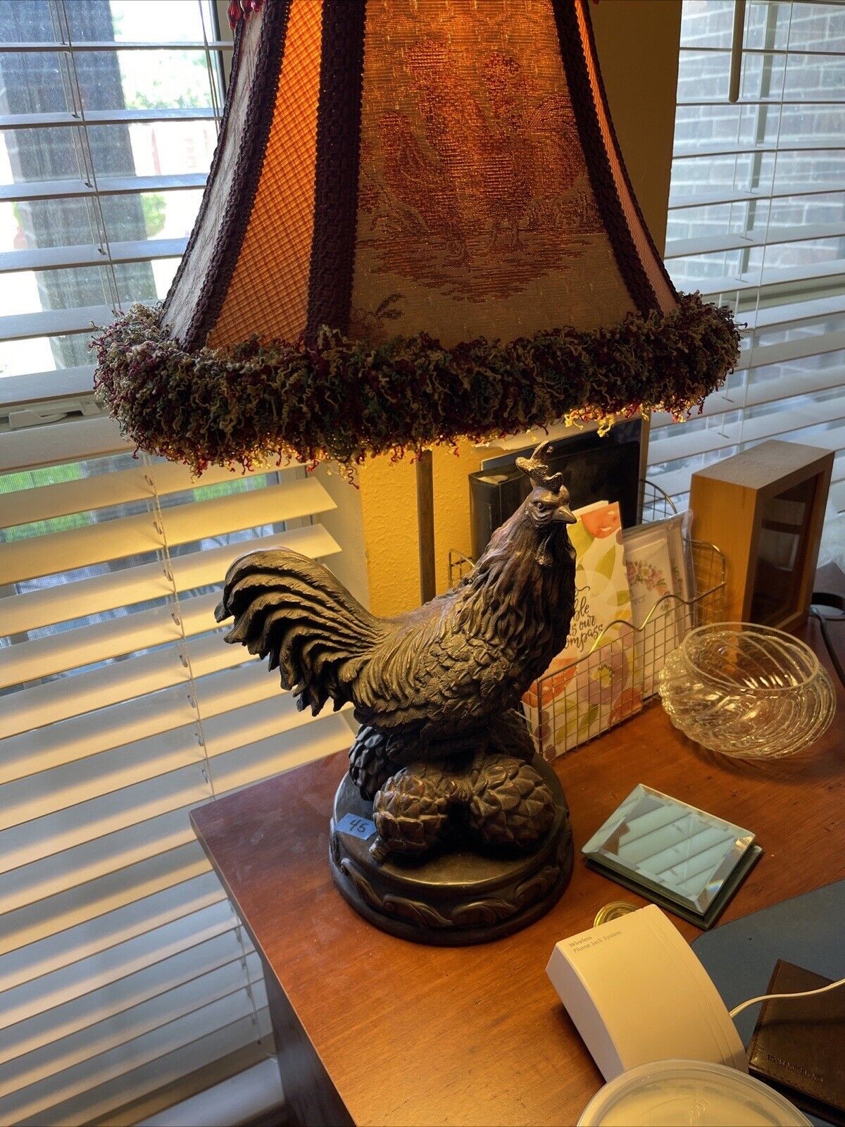 Vintage Country Western Rooster Chicken Pinecones Table Lamp Only NoShade Heavy
