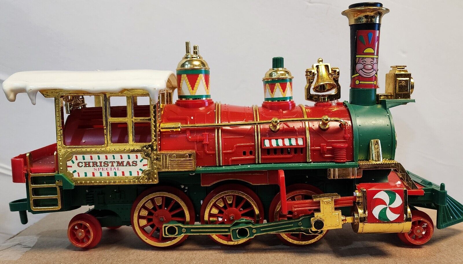 Vintage 1986 New Bright Musical Christmas Express Elf Train Locomotive #183
