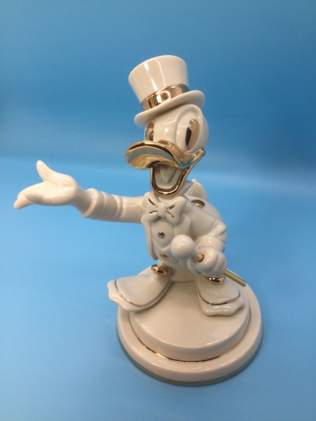 Lenox Disney Collection Debonair Donald Duck Ivory Figurine Accented w/24K Gold