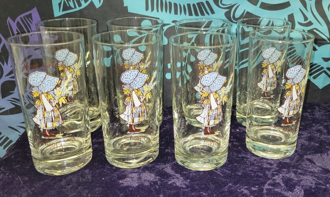 VINTAGE 1972 HOLLY HOBBIE Start Each Day In A Happy Way Glasses 5.5” (8) Perfect