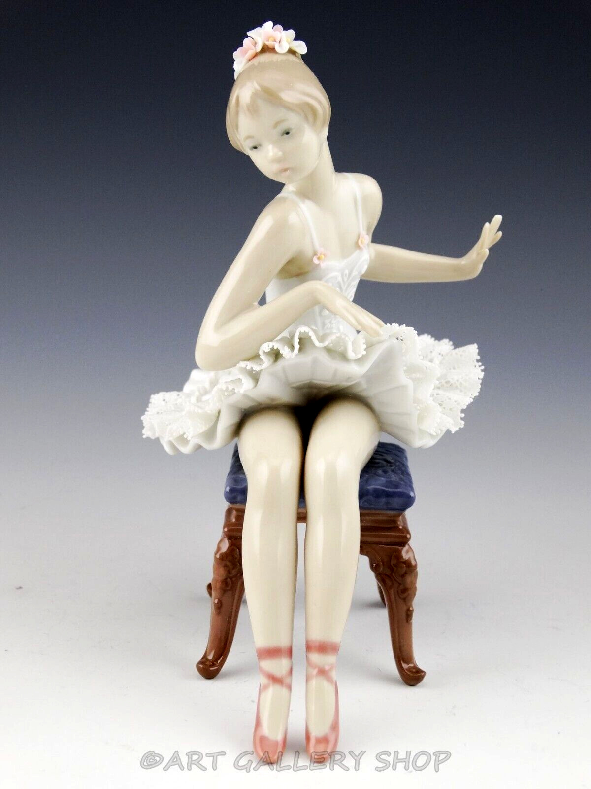 Lladro Figurine RECITAL BALLERINA BALLET DANCER GIRL WITH LACE SKIRT #5496 As Is