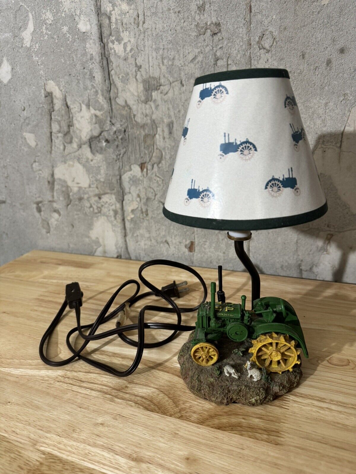 Vintage 1999 John Deere Lamp