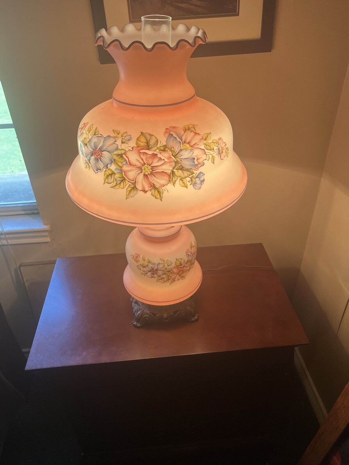 Beautiful Antique Table Lamp