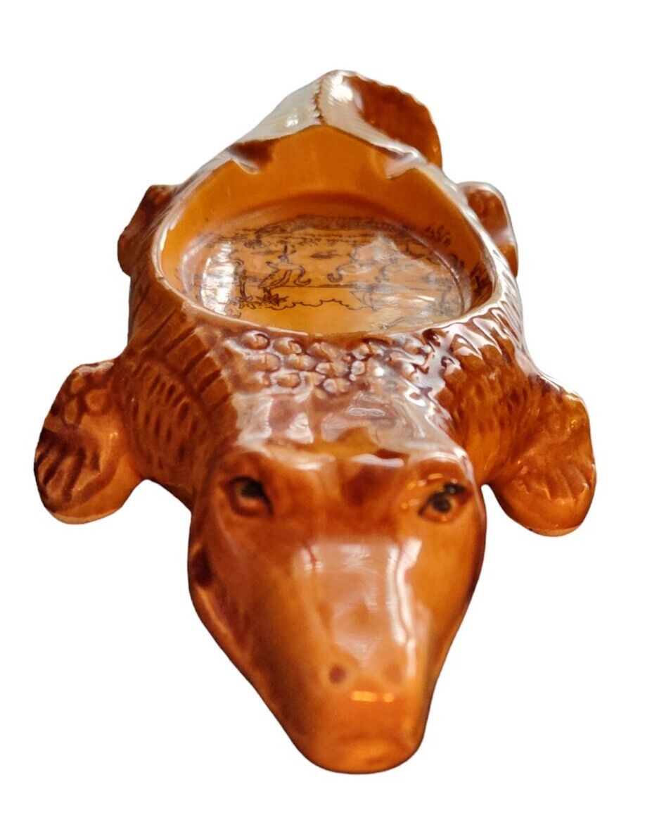 Vintage Florida Souvenir Ceramic Gator Shaped Ashtray 8 in Figurine