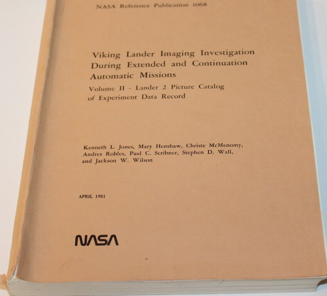 Vintage 1981 NASA Viking Lander Imaging Investigation Vol II Photos PB