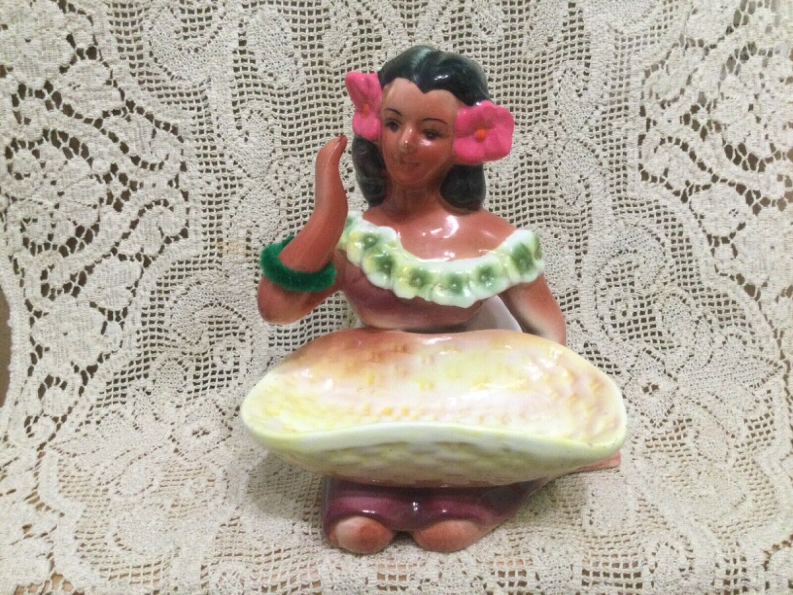 Vtg Hula Girl Hawaiian/Polynesian 1950’s Figurine MCM Tiki Bar Napkin Holder Lei