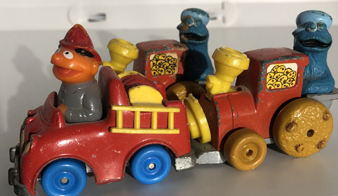 Set of 3 1981 Hasbro Sesame Street Cookie Monster Ernie Die Cast train Playskool