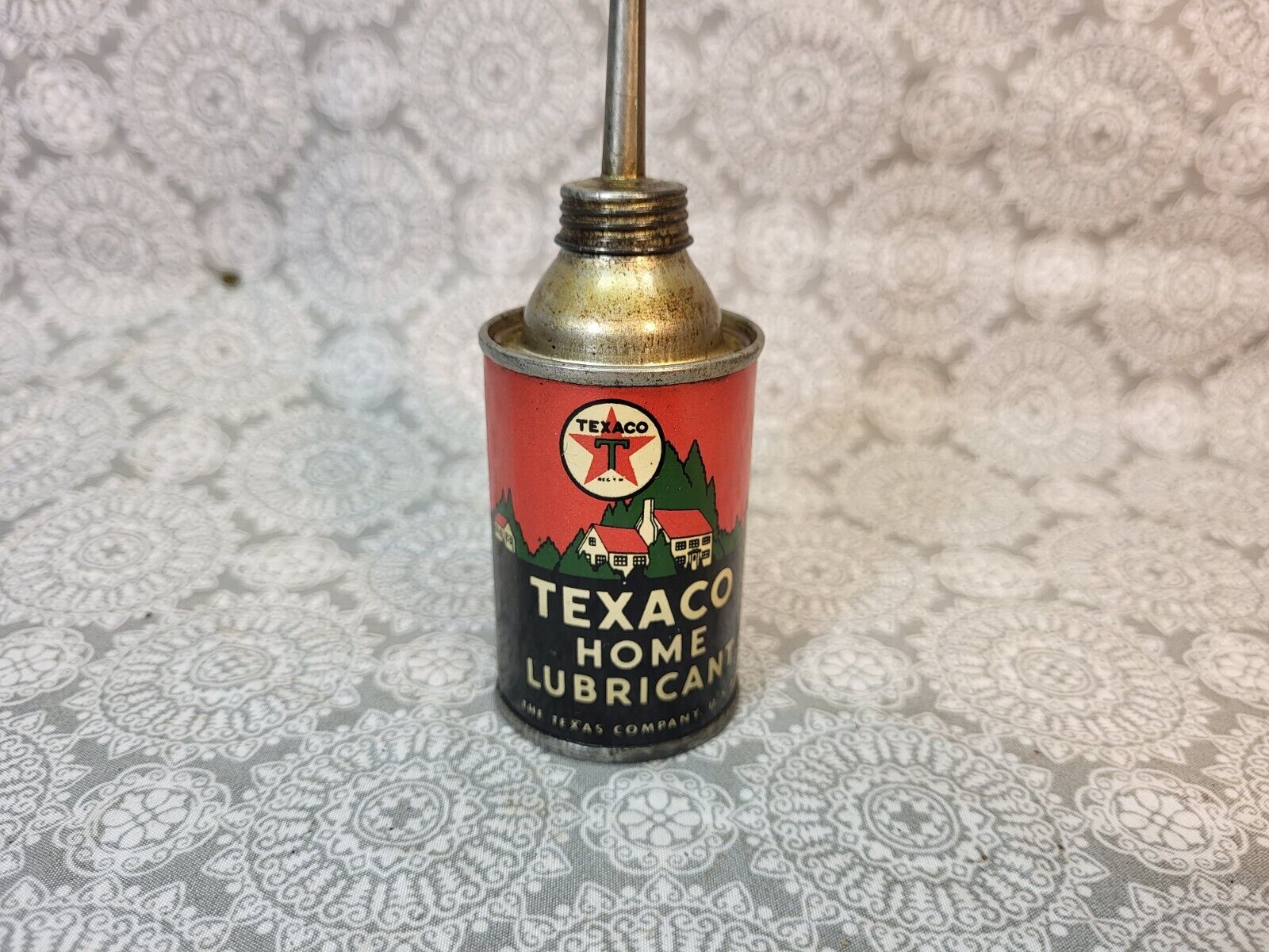 Vintage 3 oz Texaco Home Lubricant tin oil can w/spout Nice