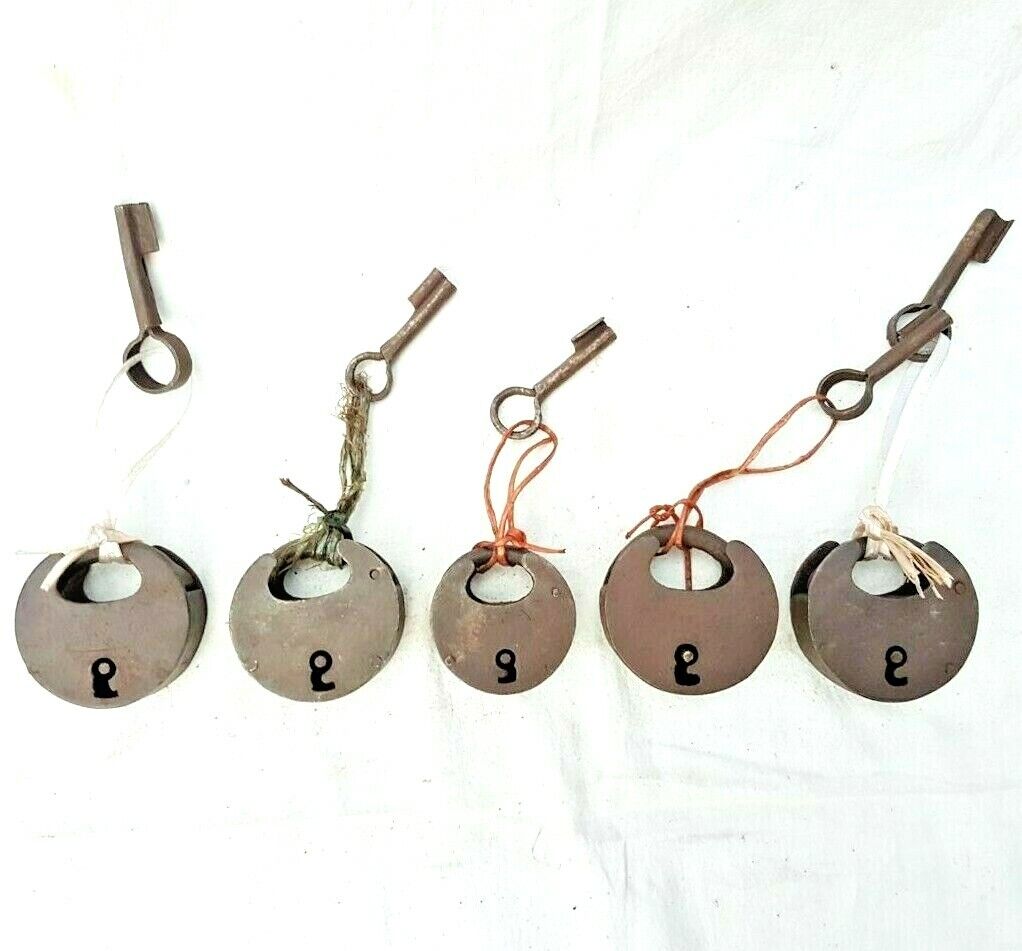 5 PCs Lot Vintage Old Antique Iron Handcrafted Unique Round Shape Lock & Key