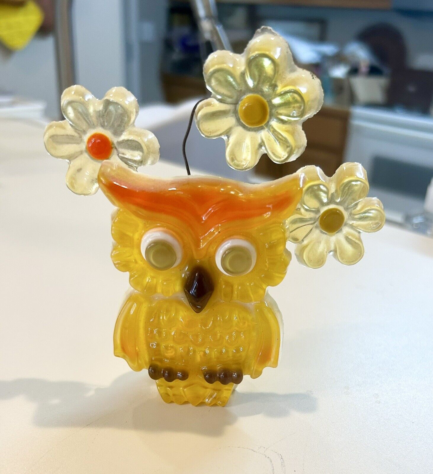 VINTAGE Kitschy 1960's - 70's Retro Mod Lucite OWL And Flowers MCM