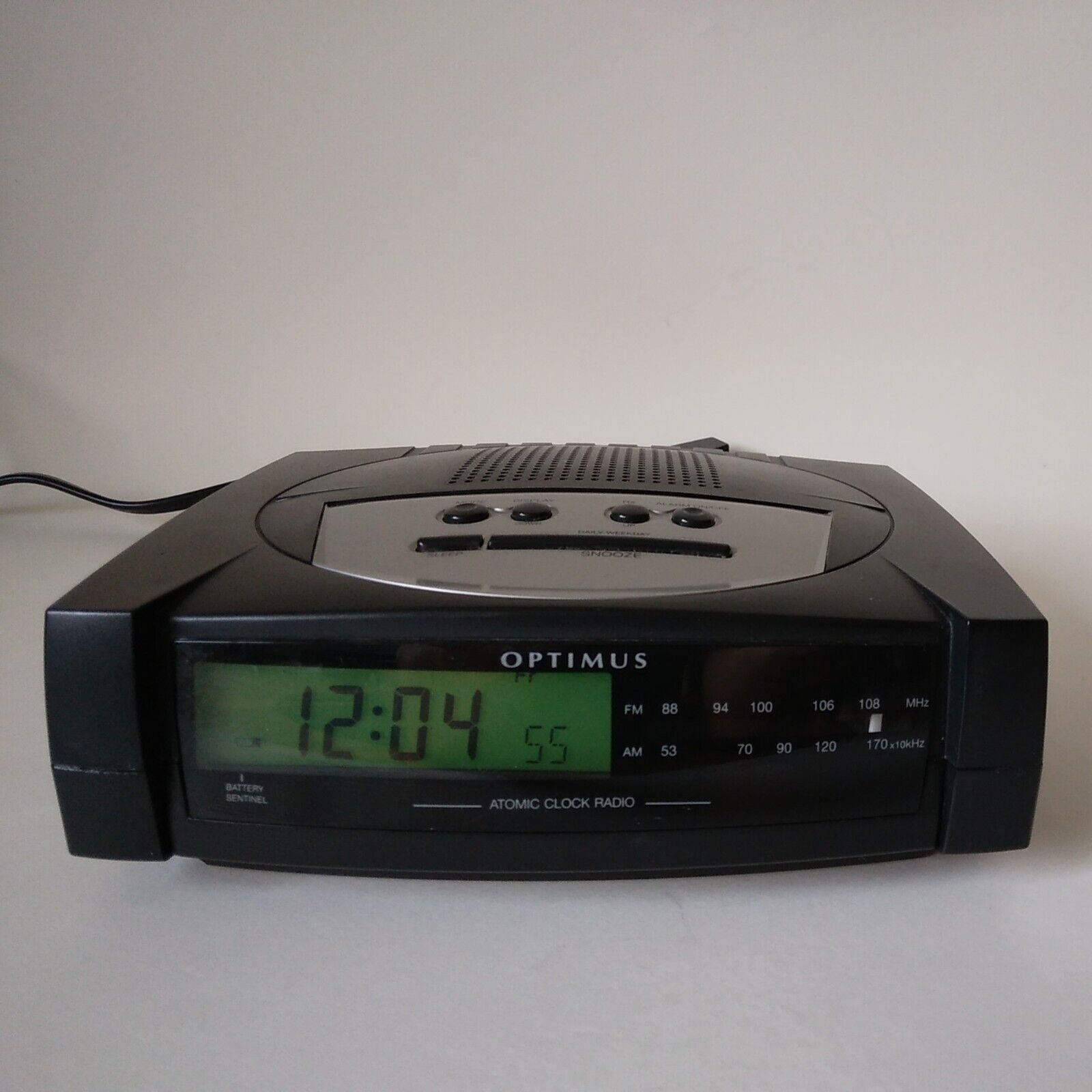 Optimus Radio Alarm Clock Model: ACR 326-AM/FM-Corded/Batt.Backup-Tested Works