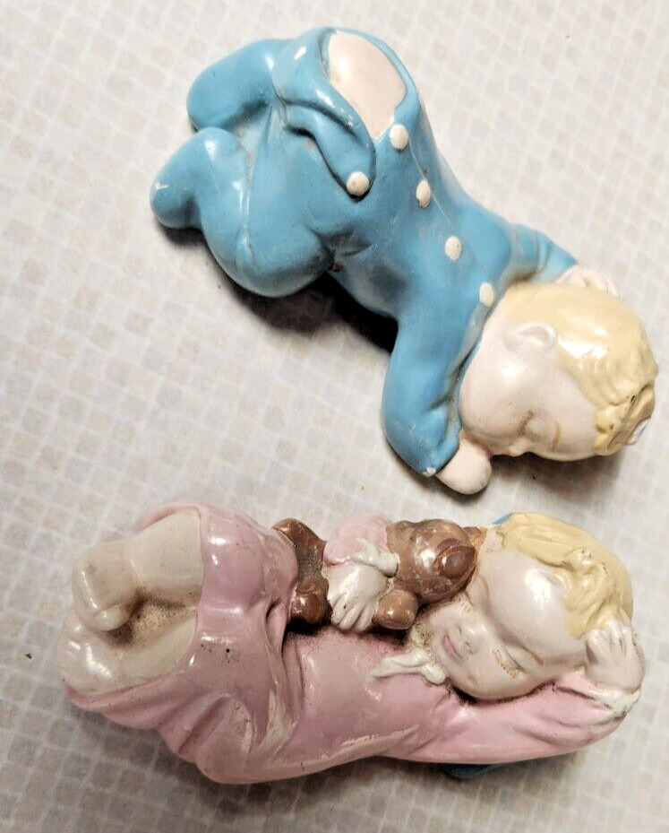 Antique Chalkware Pair of Sleeping Babies Figurines Wall Decor 4 inches