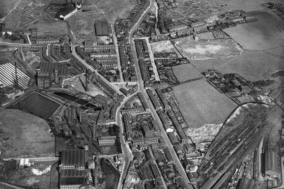 Spring Vale and the Oldham Road Middleton 1926 England OLD PHOTO