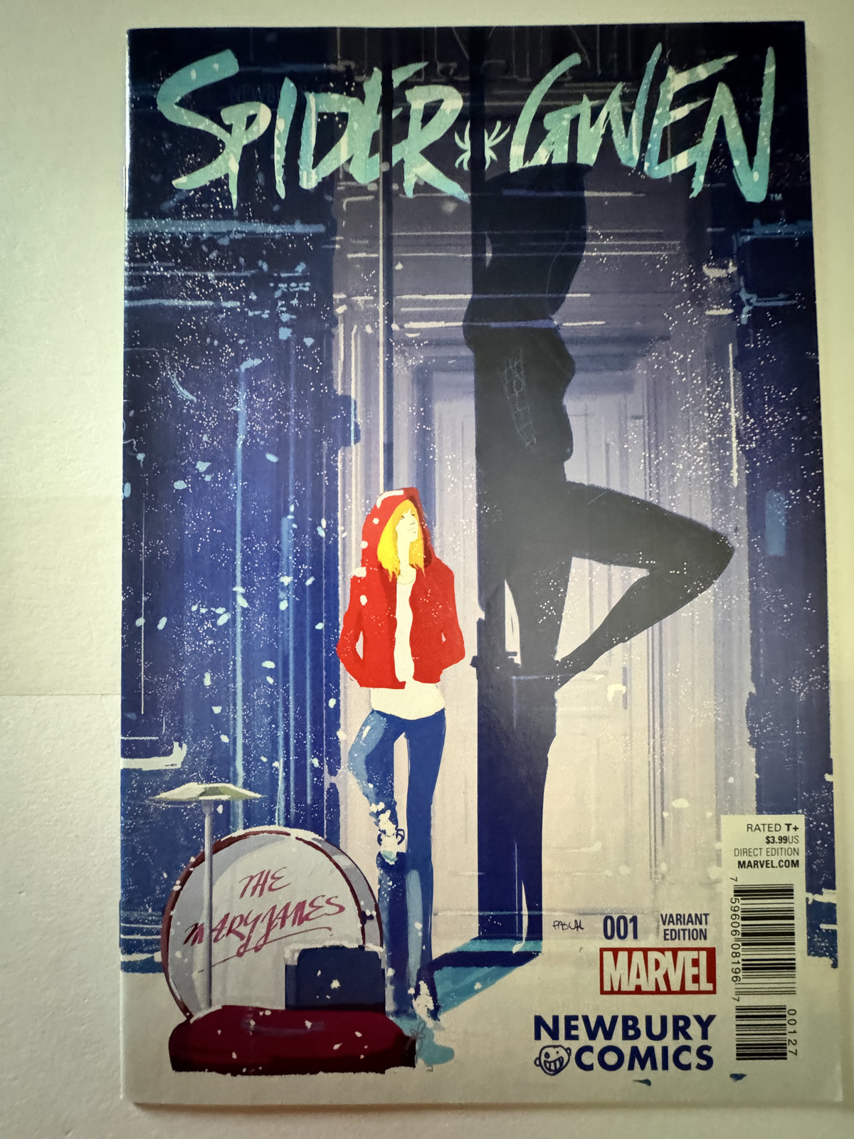 Spider-Gwen #1 Newbury Comics Campion Variant 1st Print Unread Never Opened