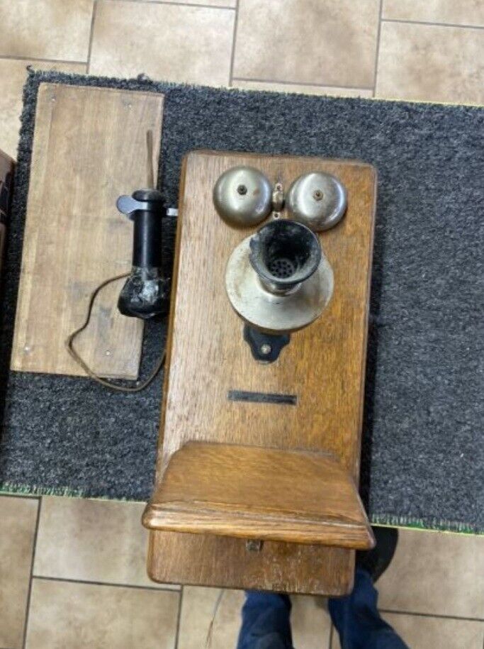 Oak Western Electric Signed Antique Wall Phone, Crank Generator, Pat. 1913