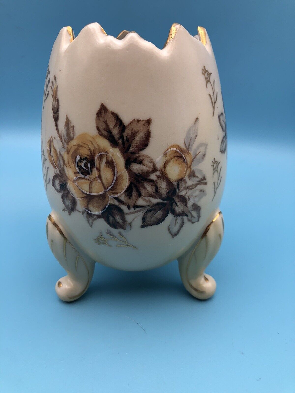  Napcoware Vintage Cracked Cream Egg Vase C3199/M Roses Porcelain W/ Gold Trim