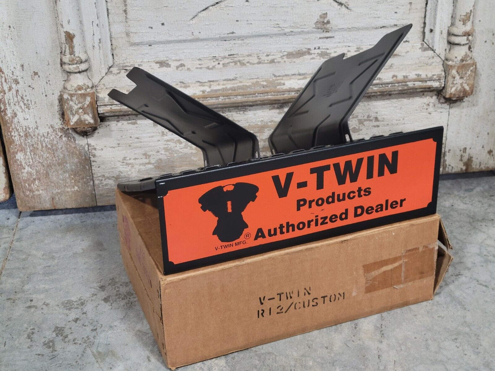 NOS Harley Davidson Motorcycles V-Twin  Parts Catalog Counter Display SIGN Box