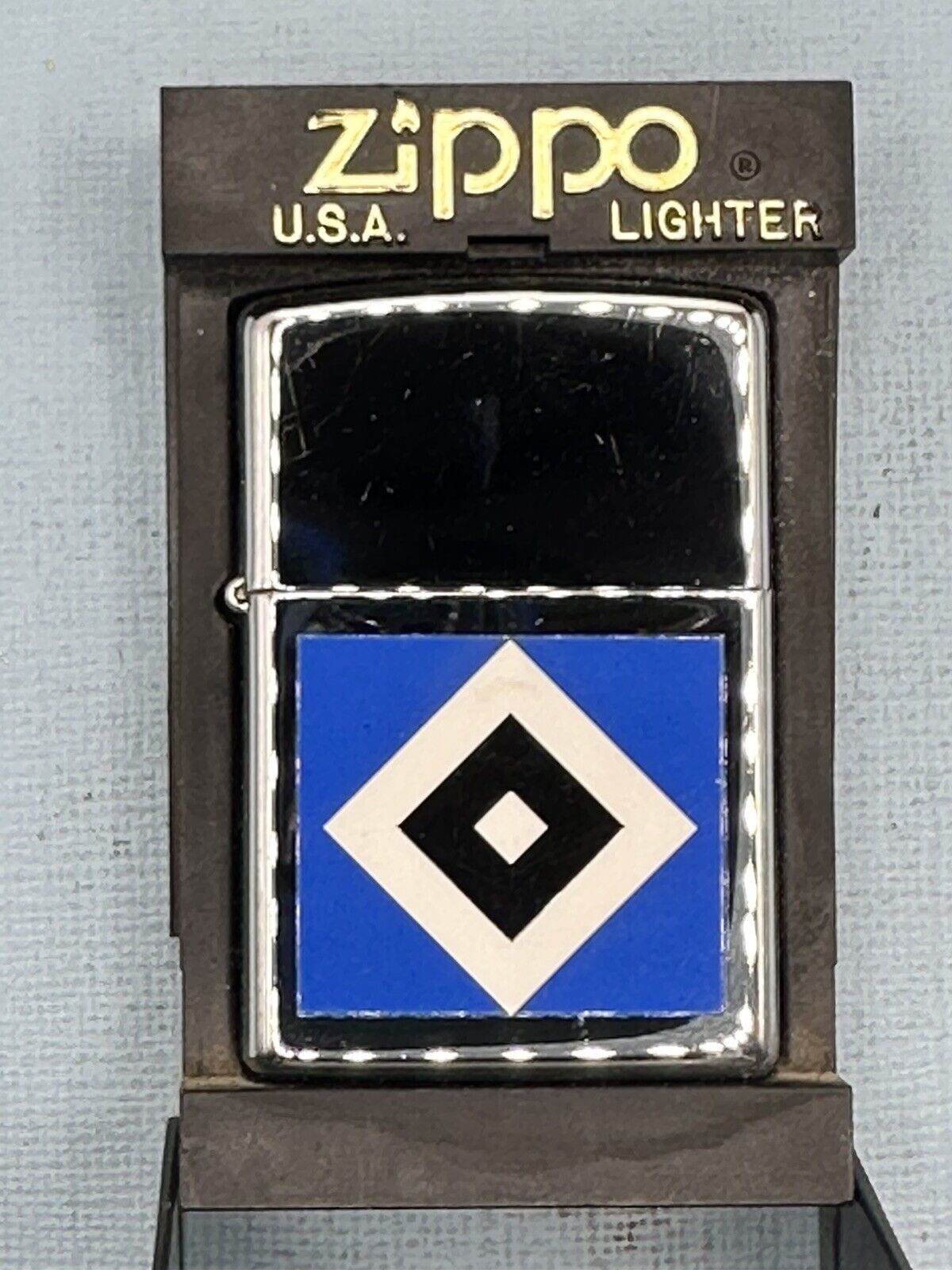 Vintage 2004 Hamburg Germany Football Club High Polish Chrome Zippo Lighter