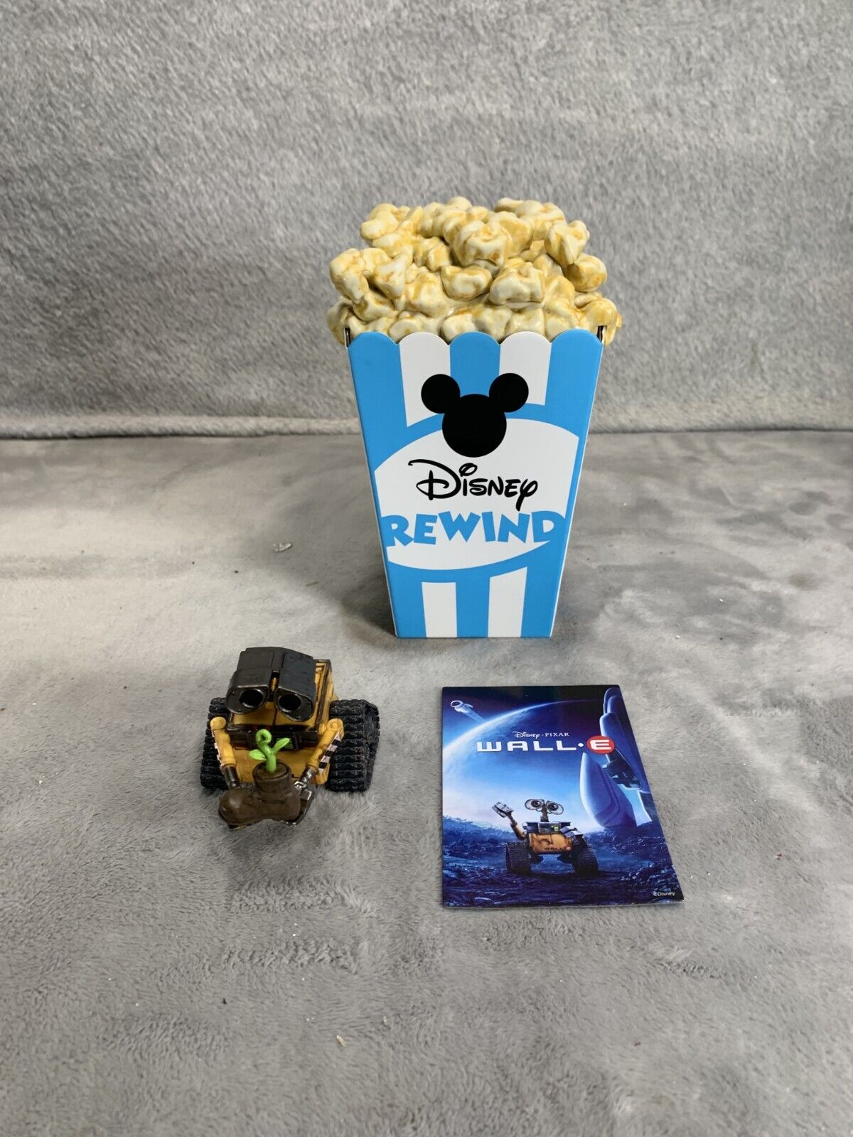 Wall-E Disney Pixar Store Rewind Popcorn Mystery Figure Blue Box Series 2
