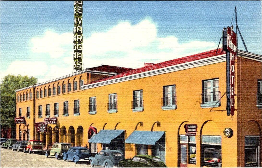 Santa Fe, NM New Mexico  DE VARGAS HOTEL~Jeffa\'s Bar  ca1940\'s Linen Postcard