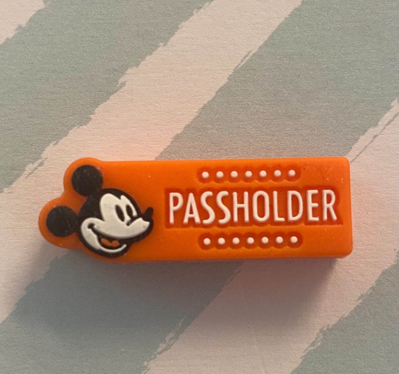 Walt Disney World WDW Annual Passholder Orange Magic Band Slider Discontinued