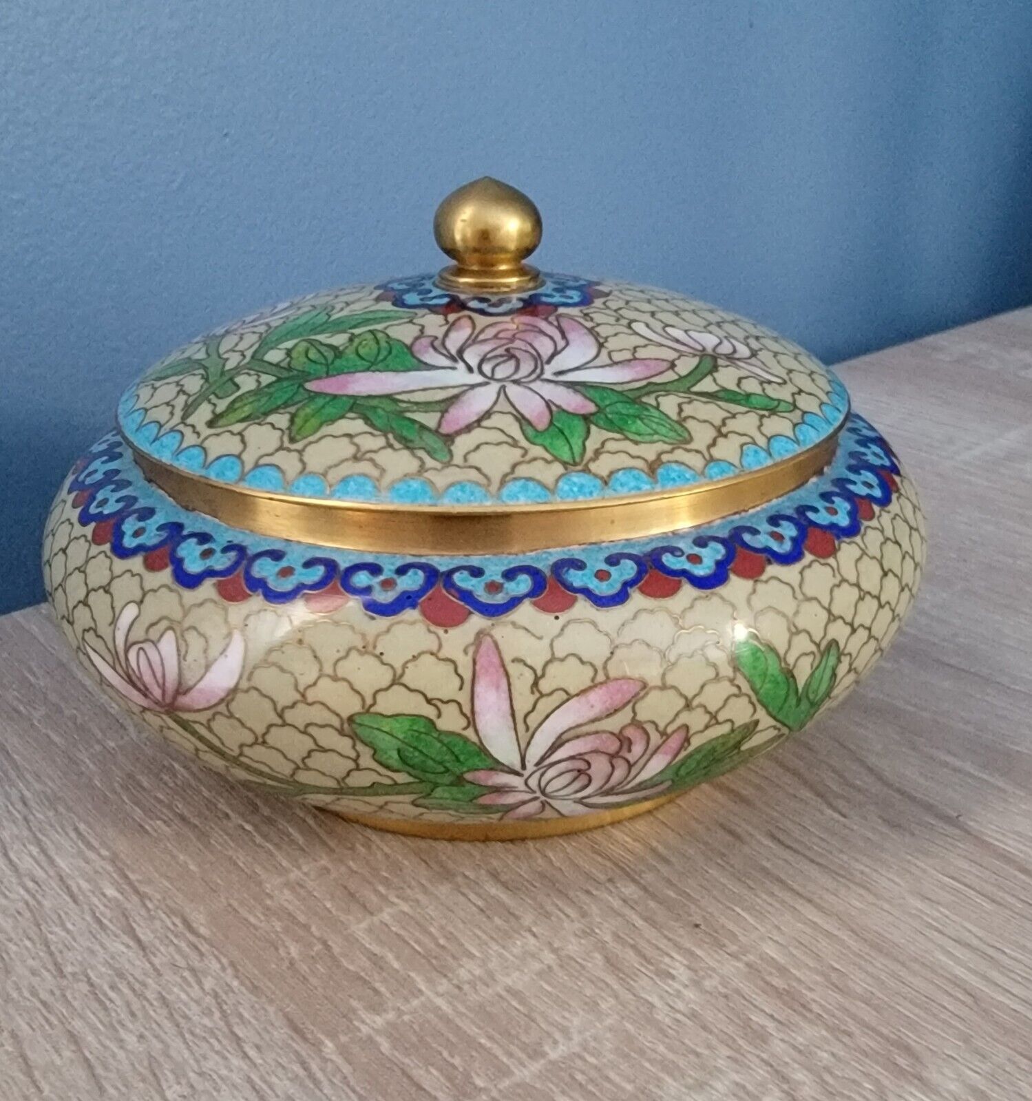 Chinese Zi Jin Cheng Cloisonné  Covered Ginger Jar Bowl