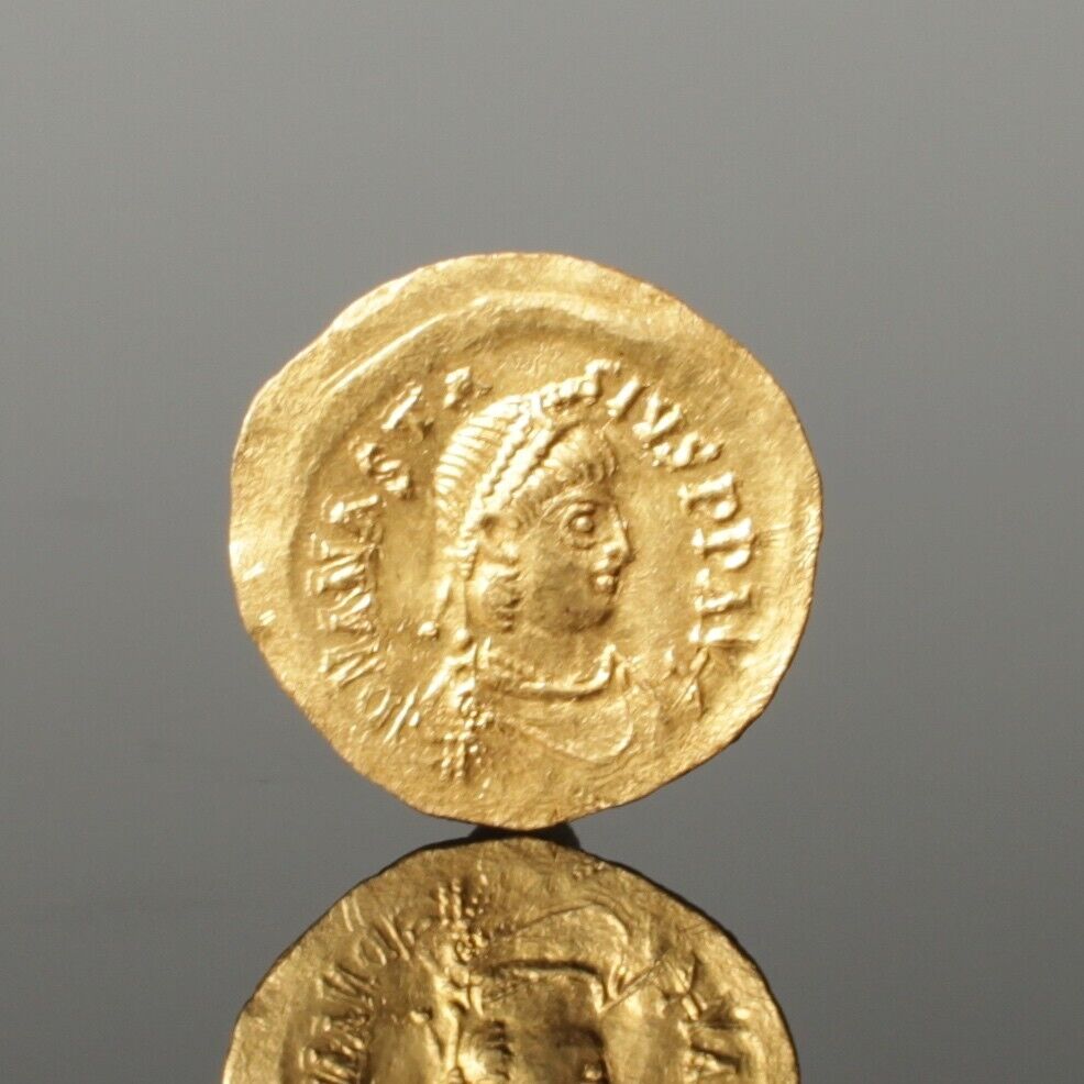 VERY NICE BYZANTINE GOLD TREMISSIS ANASTASIUS I , 491-518 AD, Constantinople,