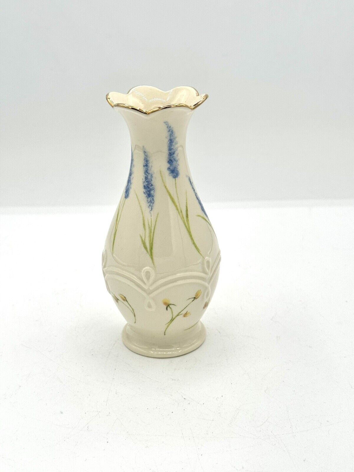 CLASSIC LENOX FLORAL BUD VASE HIGH GLOSS FINISH WITH GOLD TRIM 5