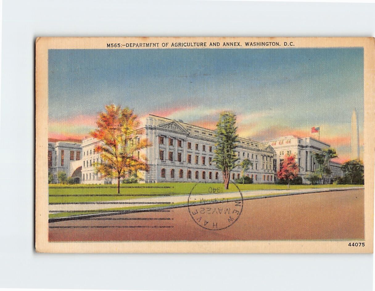 Postcard Department of Agriculture & Annex Washington DC USA