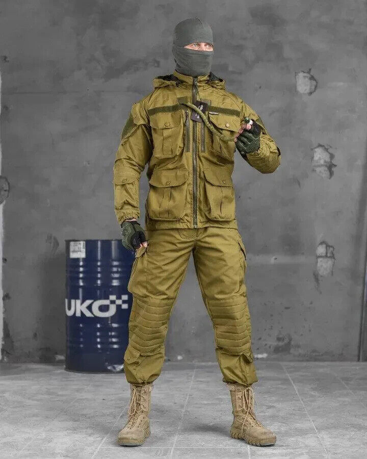 Tactical coyot suit