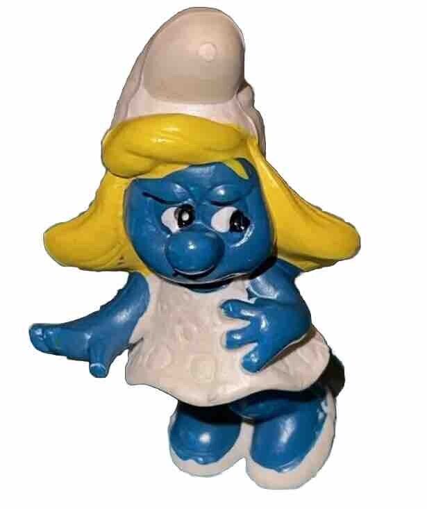 Vintage Smurfette Smurf Figure -  Schleich Peyo Fun