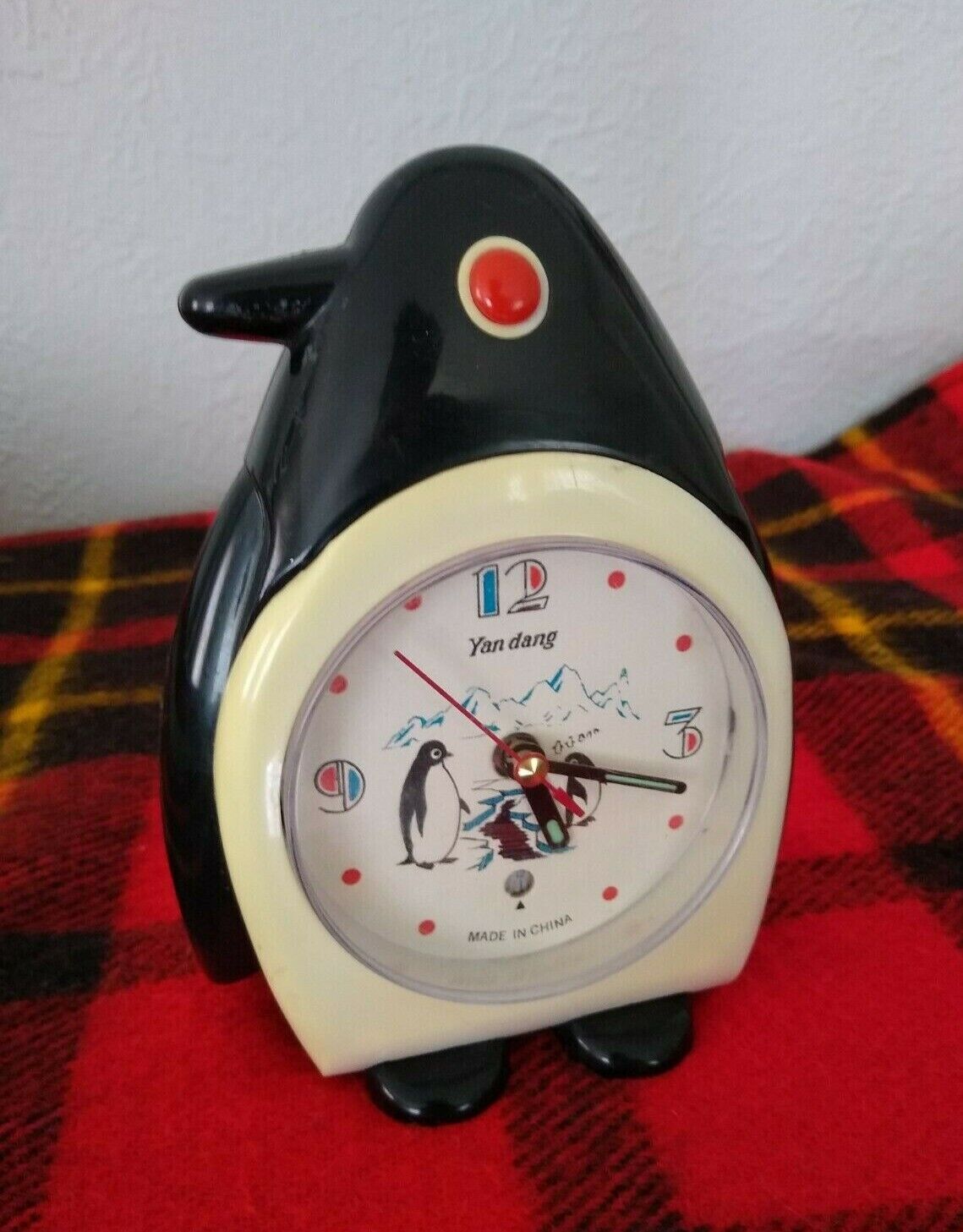 Vintage MCM Yan Dang Penguin Wind Up Alarm Clock