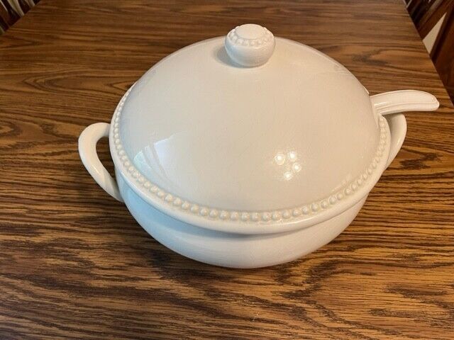 Vintage ELIOS Italian Covered Soup Tureen and Ladle and Lid Item 49