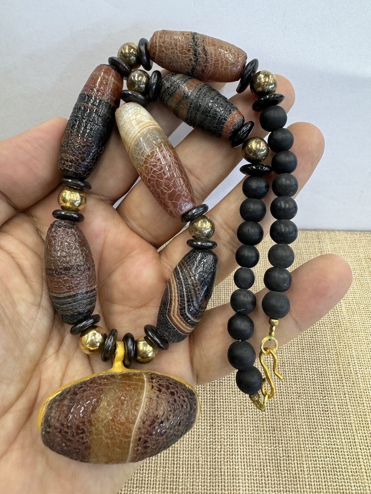 Old Yemeni Agate Stone Pendant Beads Lovely Necklace