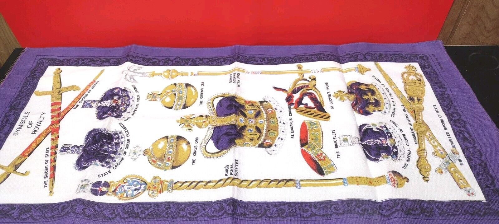 Vintage LaMont Banner - Symbols of Royalty - reg 1129 - Approximately 29\