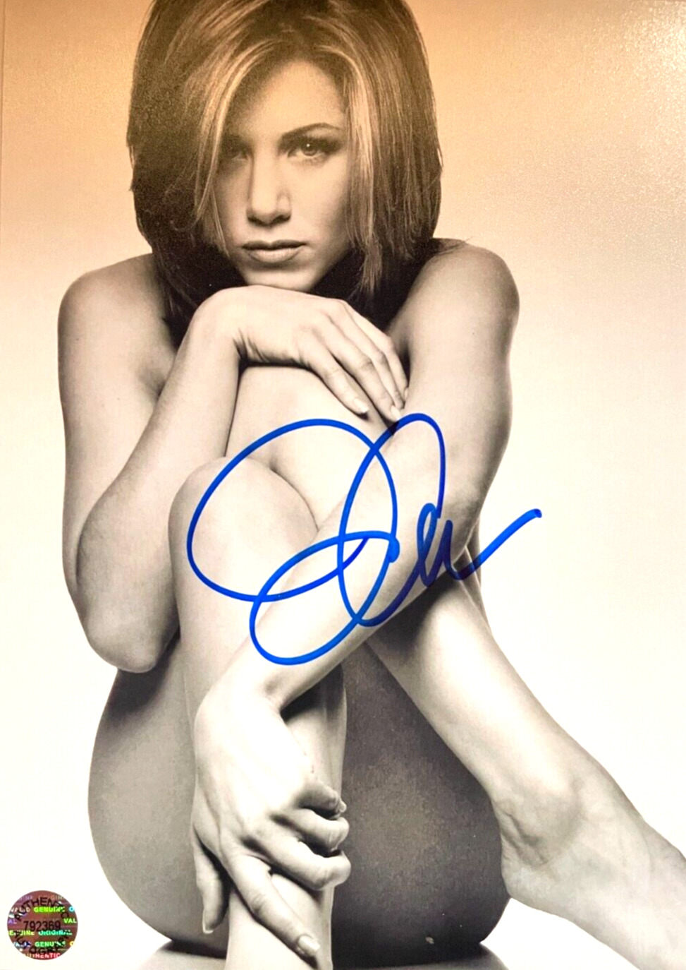 Jennifer Aniston Signed 5x7 in. (Friends: RACHEL) Sexy Original Autograph w/COA