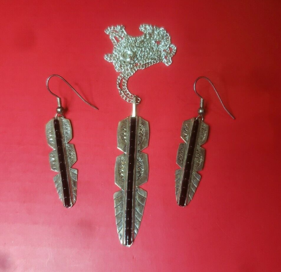 Native Amercian sterling silver feather jewelry earrings and pendant set signed 