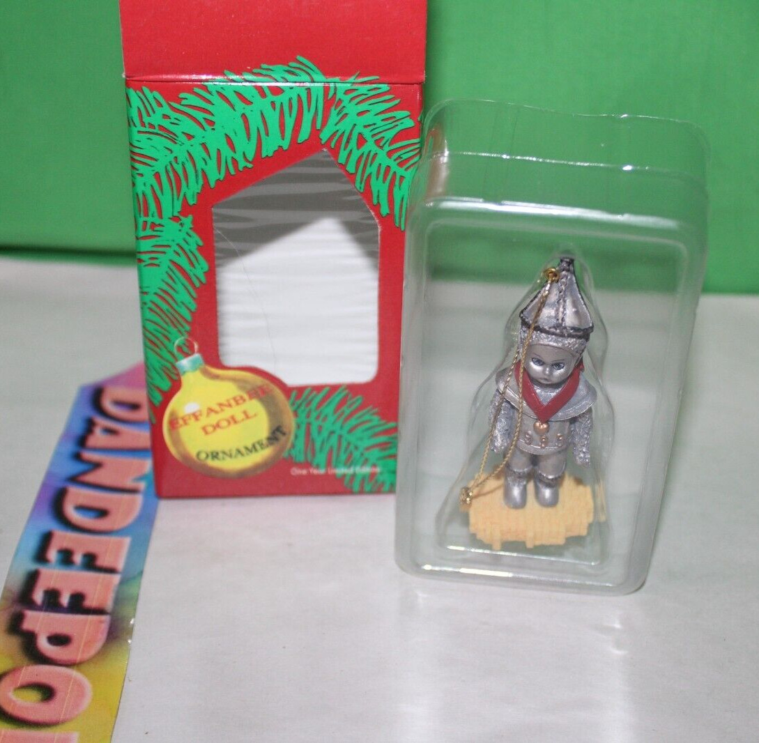 Effanbee Doll Company F064 Christmas Series Wizard Oz Tin Man Doll Ornament 1999