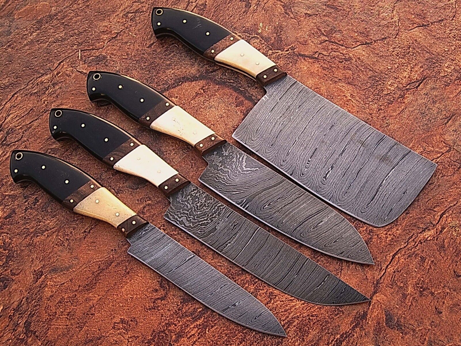 4 Pc's Beautiful hand made Damascus steel Chef/Kitchen knife Set. (ZE-1010-BH)