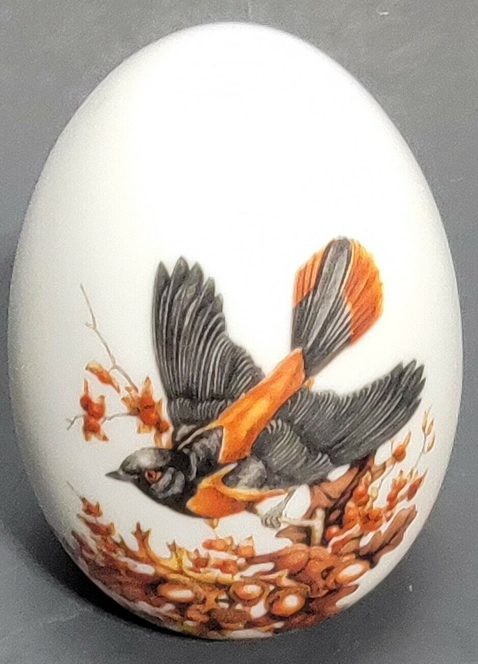 Avon - Autumn Painted Egg - Autumn brings magic changes Fall Bird collectable 