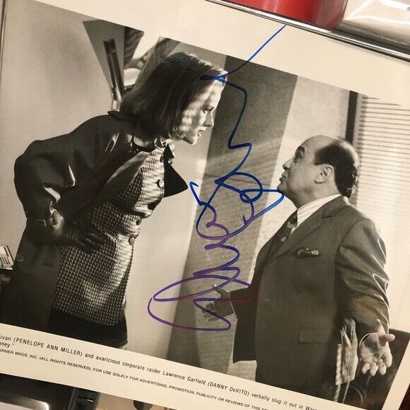 Vtg ‘91 Danny DeVito Autographed 8x10 Movie Still Photo “Other People’s Money”