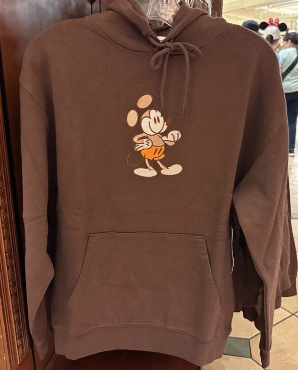 2023 Disney Parks Mickey and Friends Genuine Mousewear Brown Hoodie Medium NEW