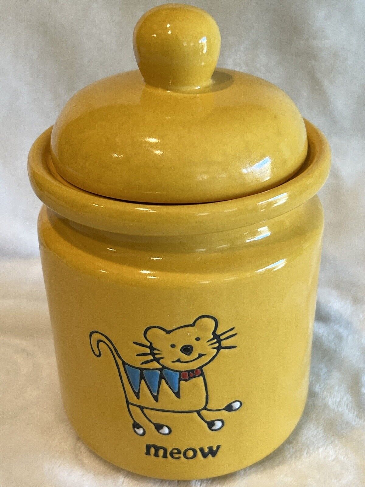 PetRageous Ceramic, Pet Treat Jar/Canister. Yellow, Cat “meow”