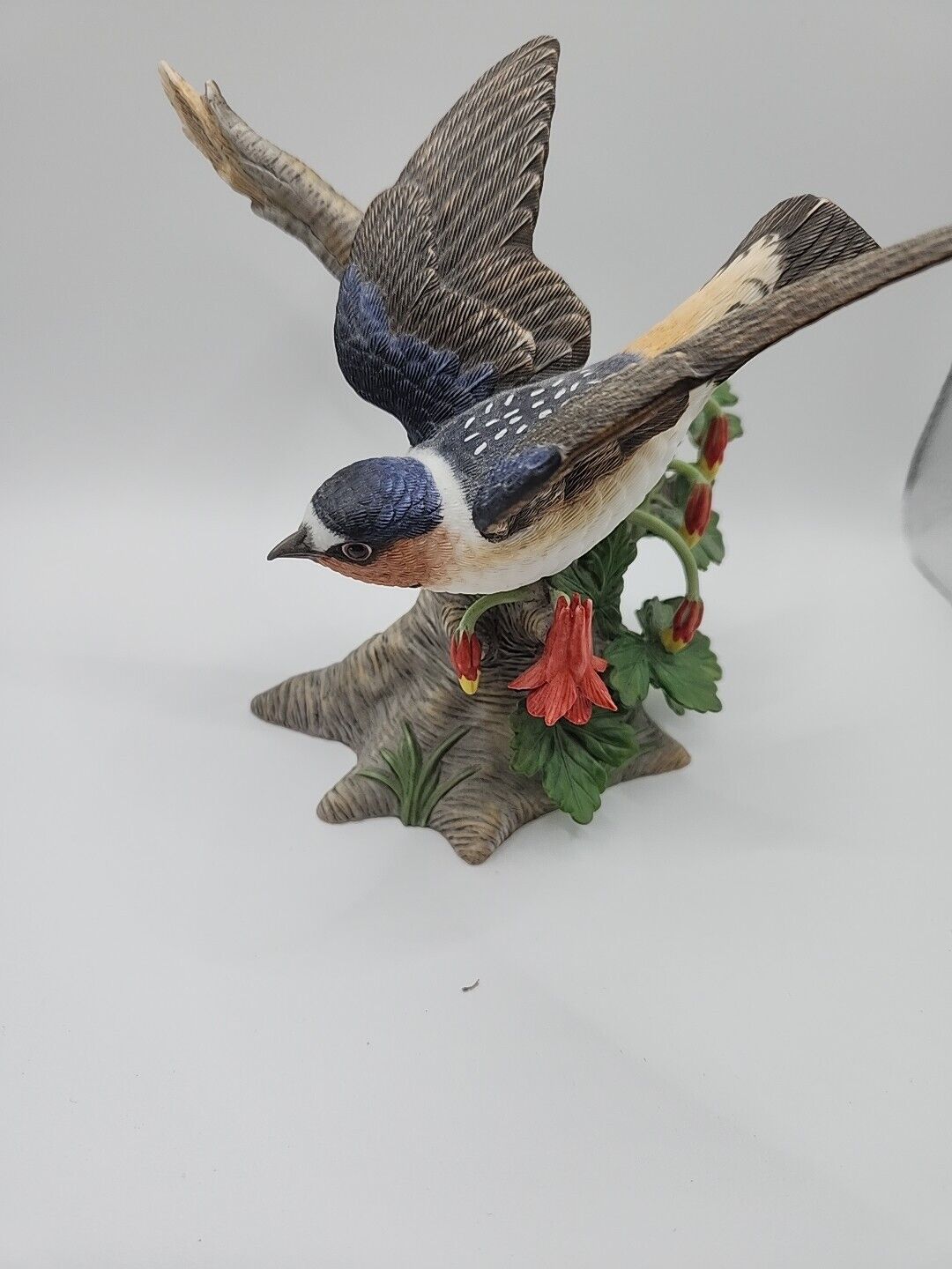 Lenox Cliff Swallow Bird Figurine 2000 Porcelain. CIB. 