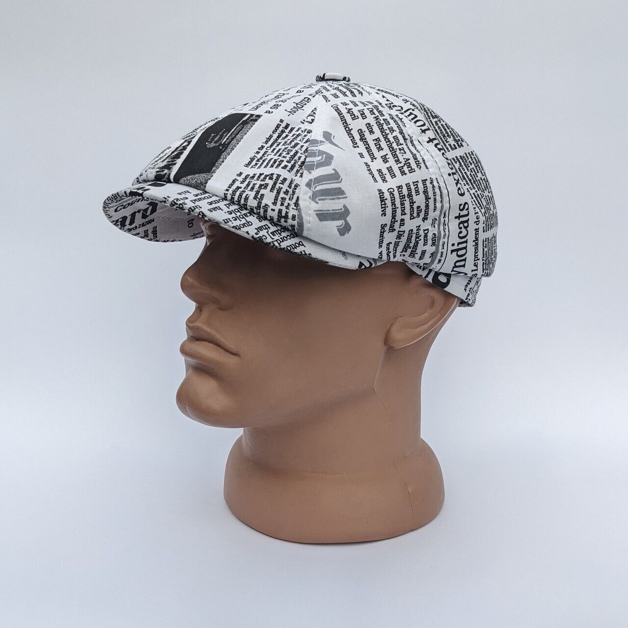 Men\'s summer eight-piece cap hooligan print newspaper  Ukraine size-55-61 new