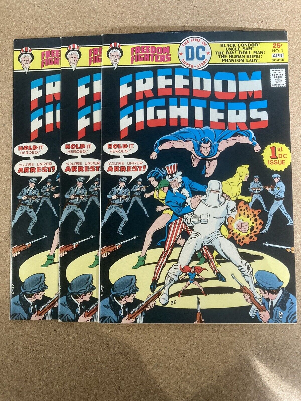 FREEDOM FIGHTERS #1 DC Comics 1976 Ernie Chan Cover VF/NM Vintage Key First Issu