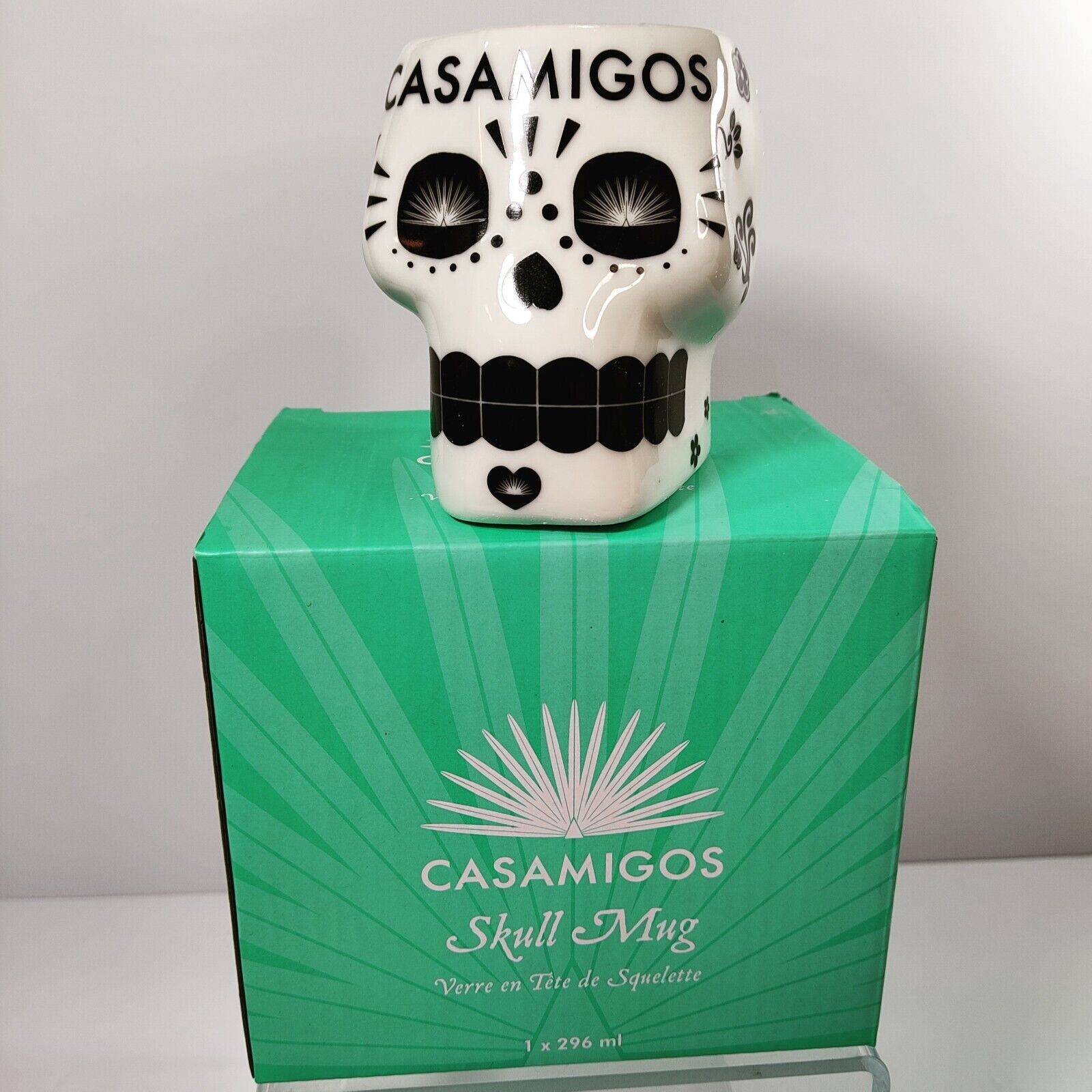 NEW CASAMIGOS Tequila Sugar Skull Mug Day of the Dead Clooney in Box 3.5