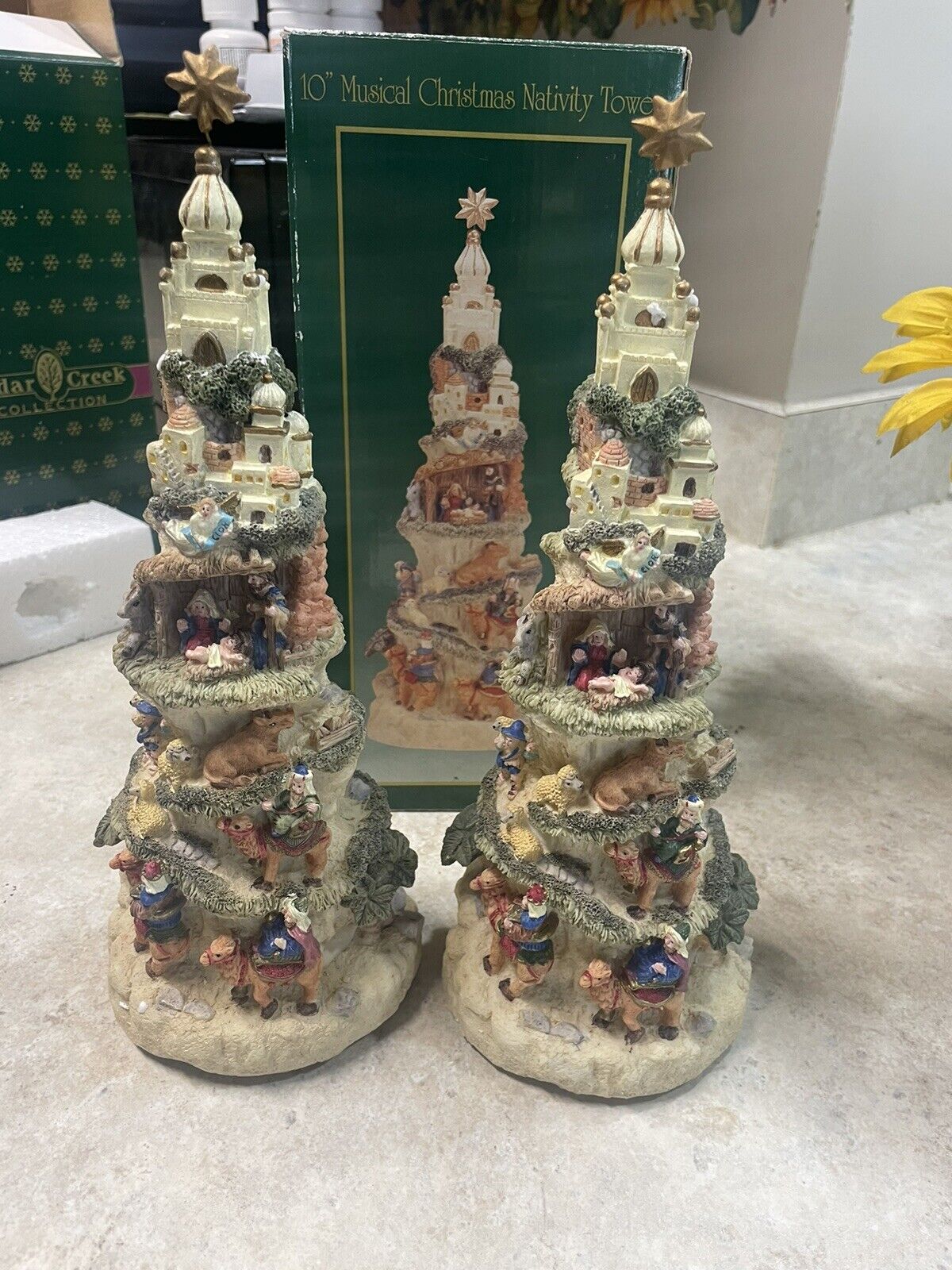 Nativity Tower Vintage  Ceder Creek Collection Musical Christmas