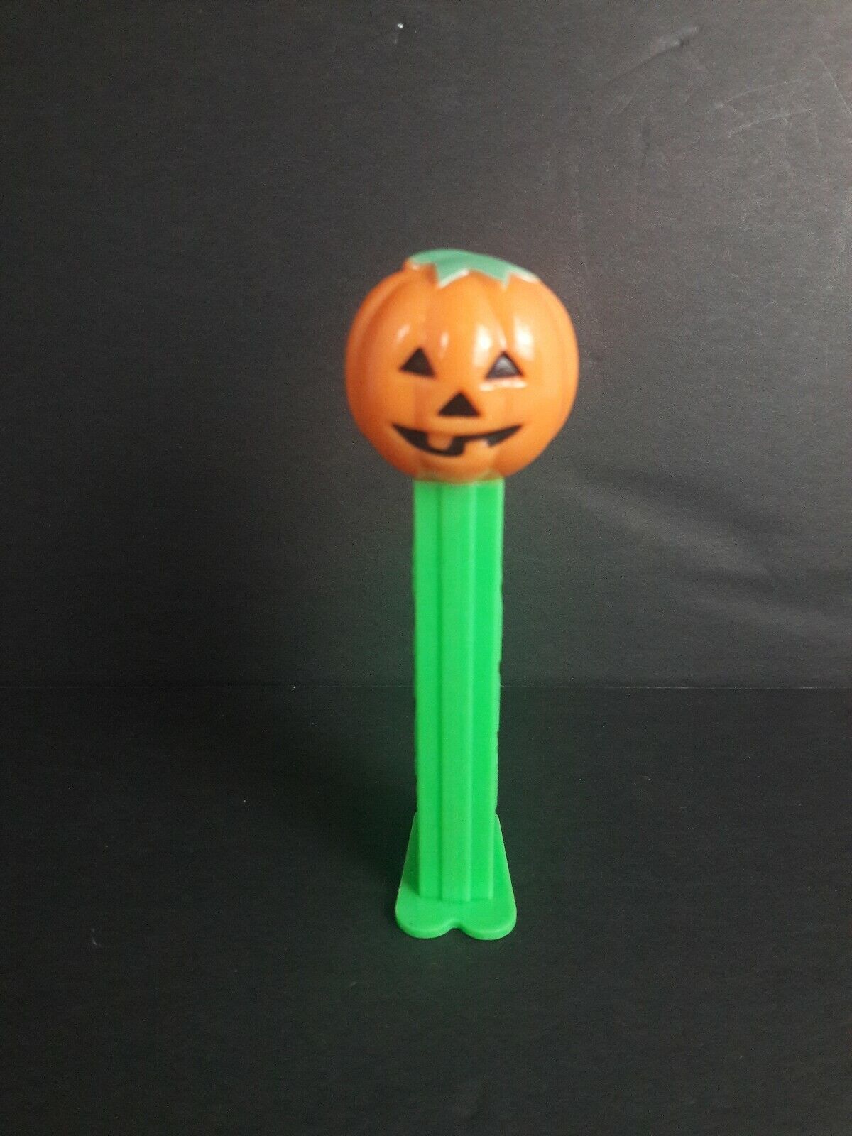 Vintage PEZ Dispenser Halloween Small Pumpkin Jack O Lantern 4.9\
